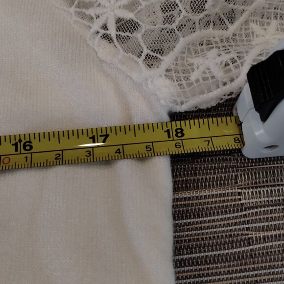 Sioni Milano Ribbed Lace Long Sleeve Mockneck Top Eggshell Size M NWT - Picture 8 of 12